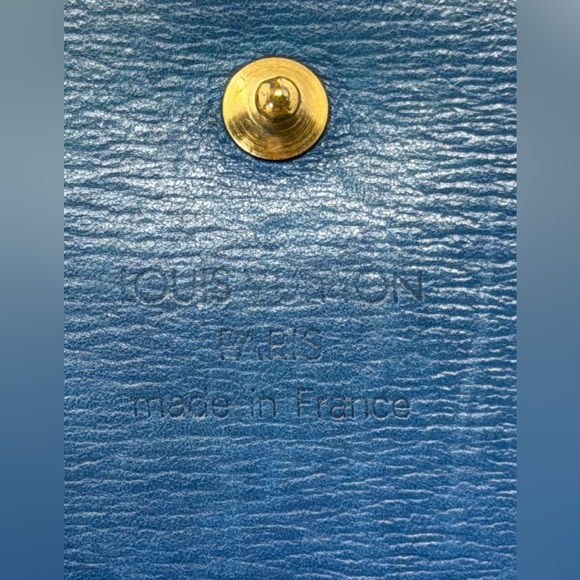 Louis Vuitton Blue Epi Compact Wallet GUC - Picture 8 of 9